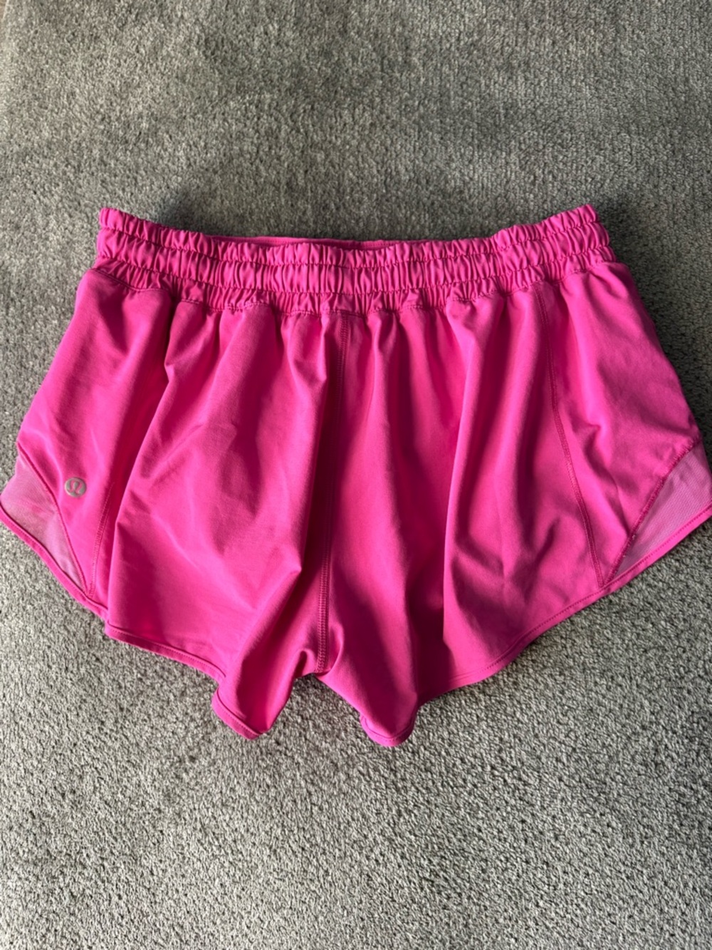Lululemon Hotty Hot shorts 2.5”